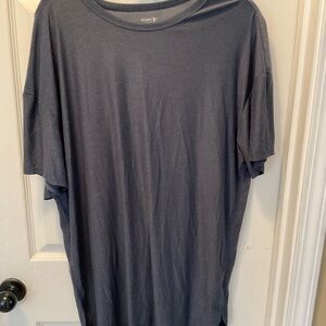 Old Navy Men's Dark Blue/Grey Short Sleeve Tee